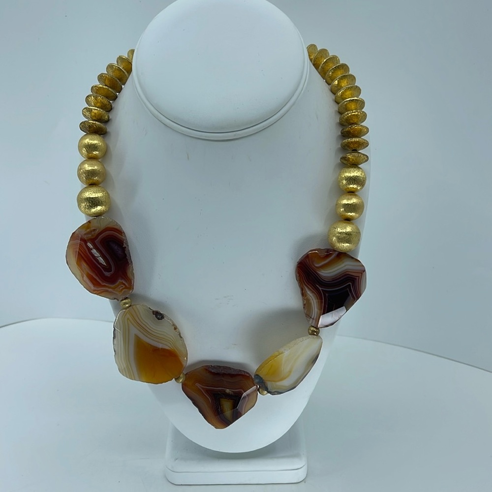Beautiful Agate and Gold Tone beaded chunky necklace. By Ananda of Chicago. 20"
